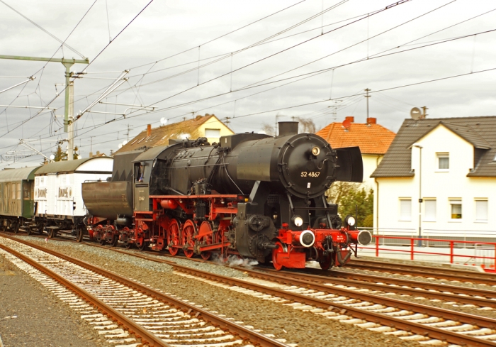 Dampflokomotive 52 4867 durchfährt Offenbach-Bieber (Bild: Steffen Remmel, dpg_foto_0069.jpg)